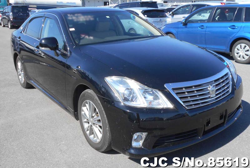 Toyota crown 2011